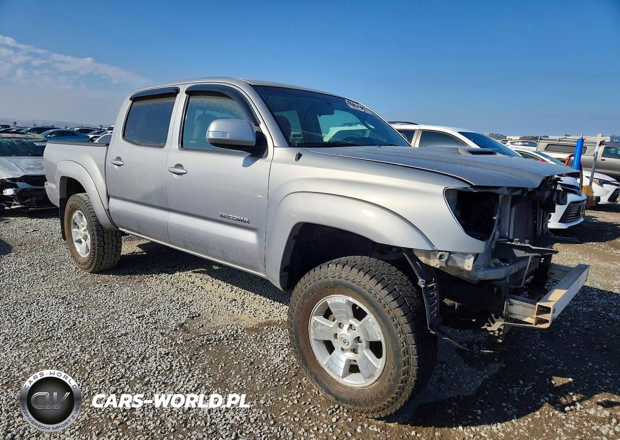2015 Toyota Tacoma Double Cab Prerunner VIN:3TMJU4GN3FM174717 - 4
