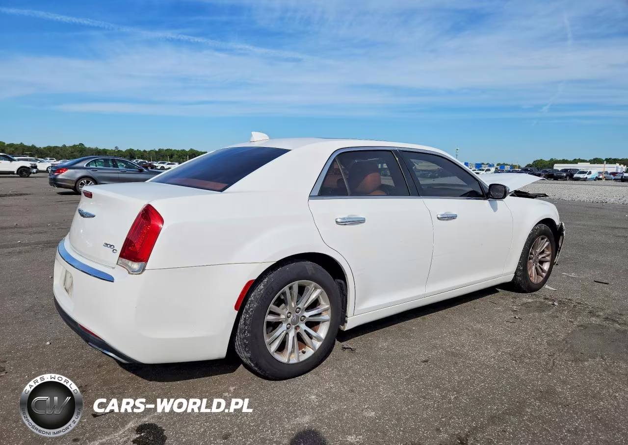 2016 Chrysler 300C VIN:2C3CCAEG4GH190086 - 3