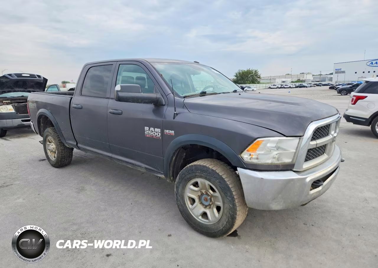 2018 Ram 2500 St VIN:3C6UR5CJ1JG395691 - 4