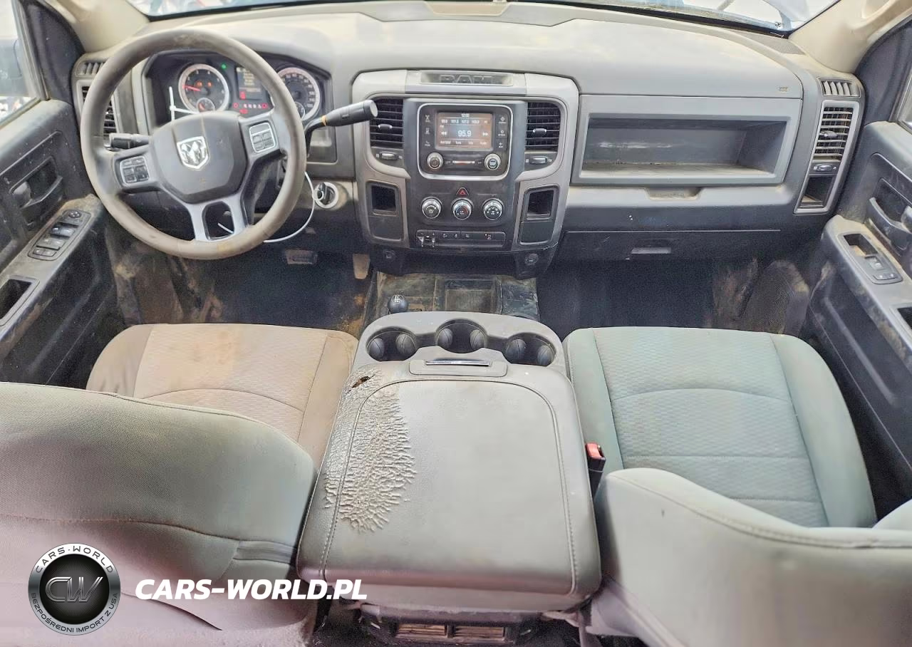 2018 Ram 2500 St VIN:3C6UR5CJ1JG395691 - 8