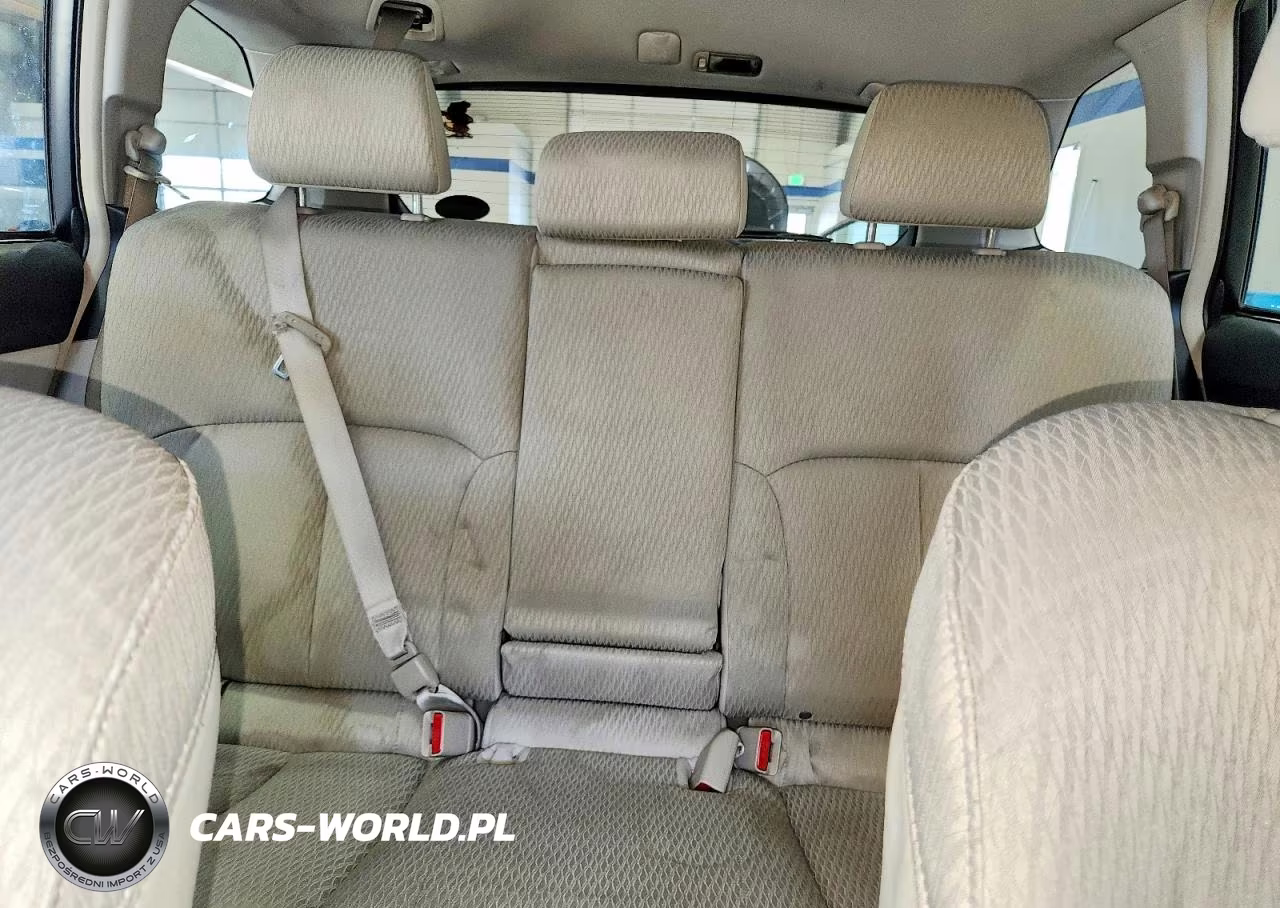 2011 Subaru Outback 2.5I VIN:4S4BRBAC6B3432477 - 10