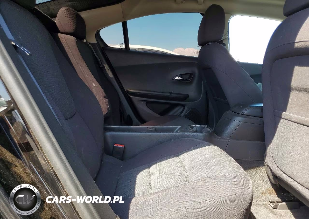2013 Chevrolet Volt VIN:1G1RE6E45DU120097 - 10