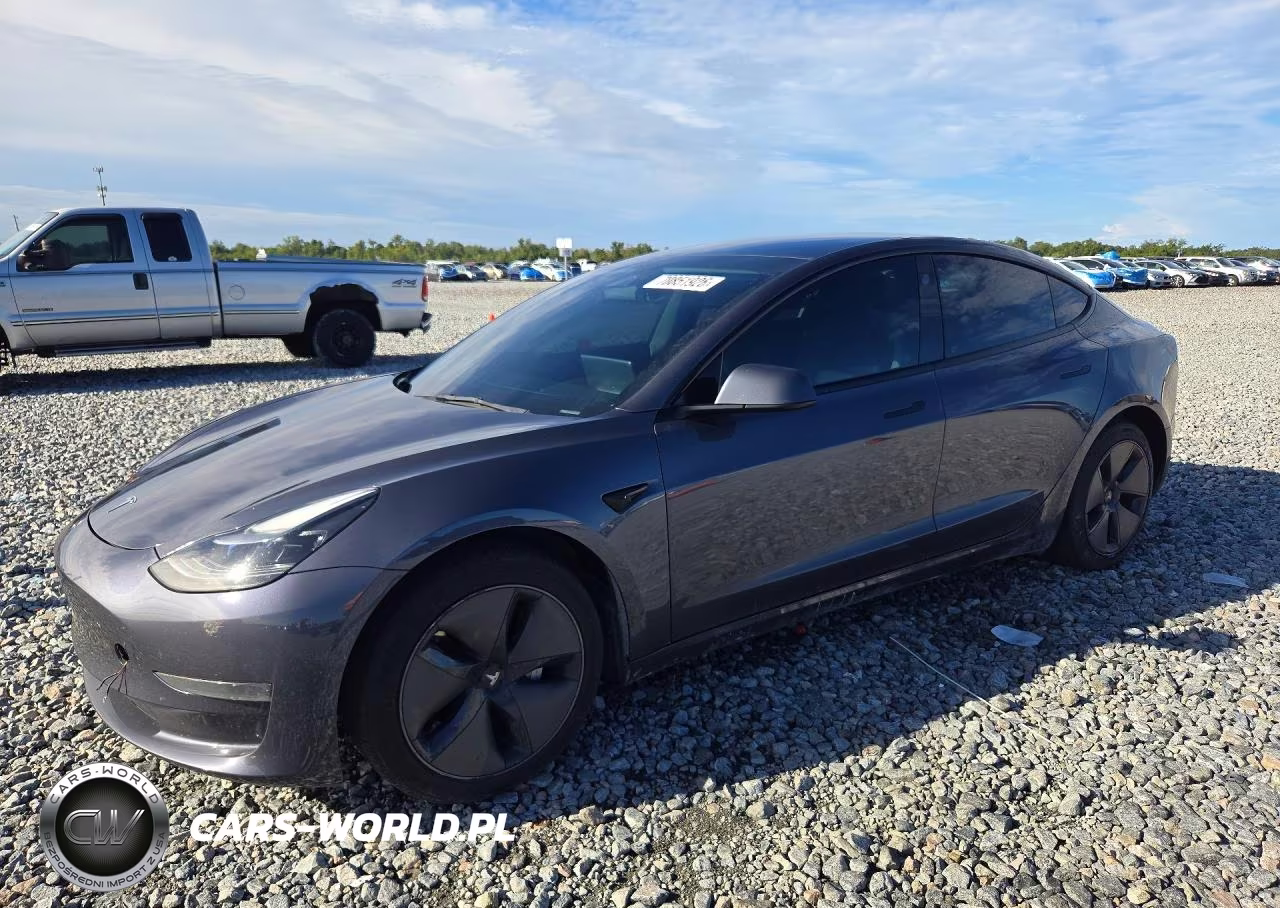 2023 Tesla Model 3 – zdjęcie 1 z 12