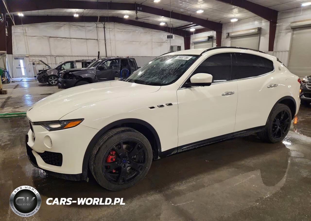 2017 Maserati Levante VIN:ZN661XUA4HX233268 - 1