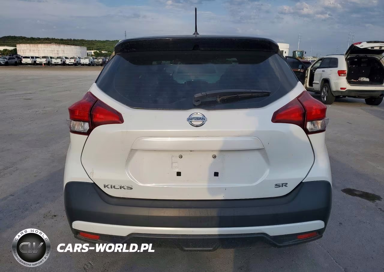 2018 Nissan Kicks Sr VIN:3N1CP5CU4JL510413 - 6