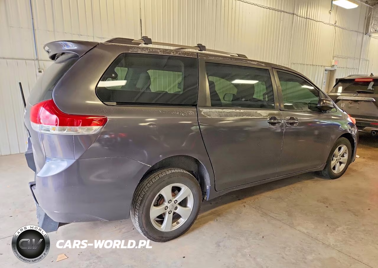 2014 Toyota Sienna L 7-Passenger VIN:5TDZK3DC6ES478127 - 3