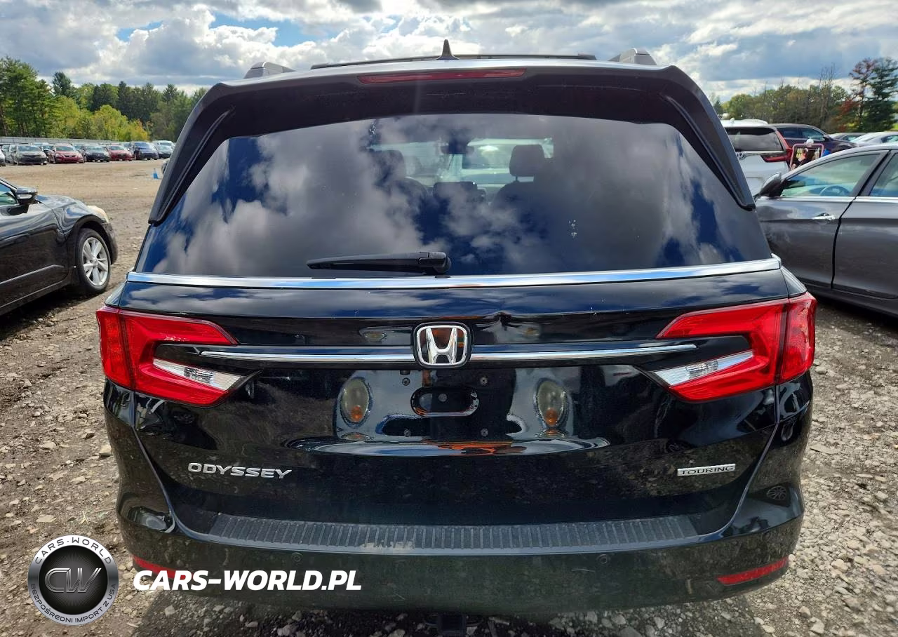 2021 Honda Odyssey Touring VIN:5FNRL6H8XMB040136 - 6