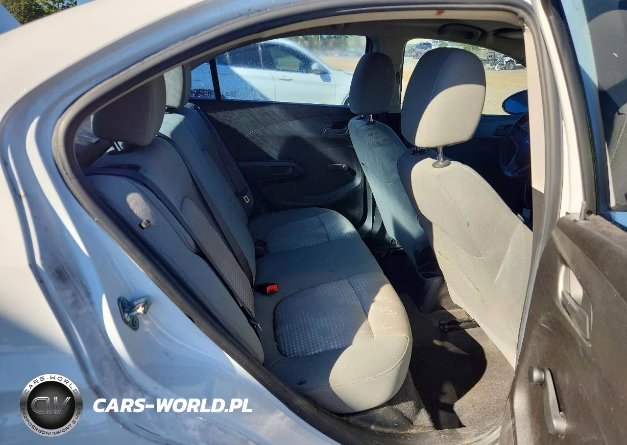 2015 Chevrolet Sonic Ls VIN:1G1JA5SH3F4200334 - 10