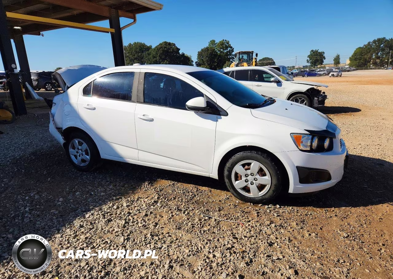 2015 Chevrolet Sonic Ls VIN:1G1JA5SH3F4200334 - 4