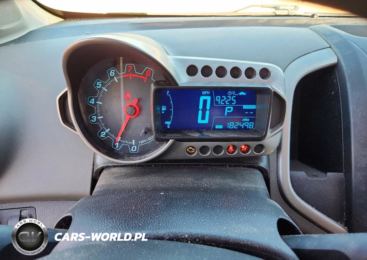 2015 Chevrolet Sonic Ls VIN:1G1JA5SH3F4200334 - 9