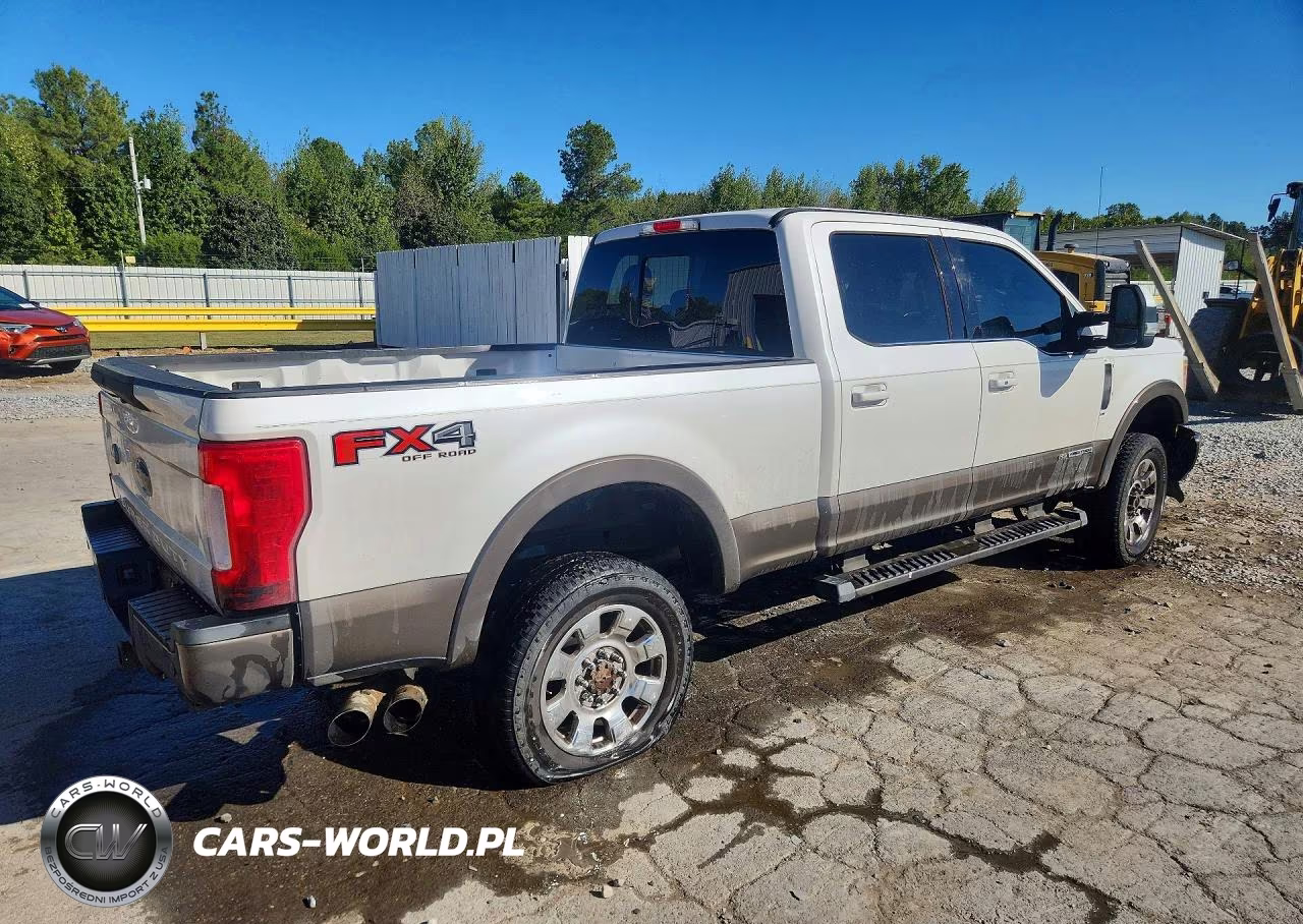 2017 Ford F250 Super Duty VIN:1FT7W2BT3HED04552 - 3