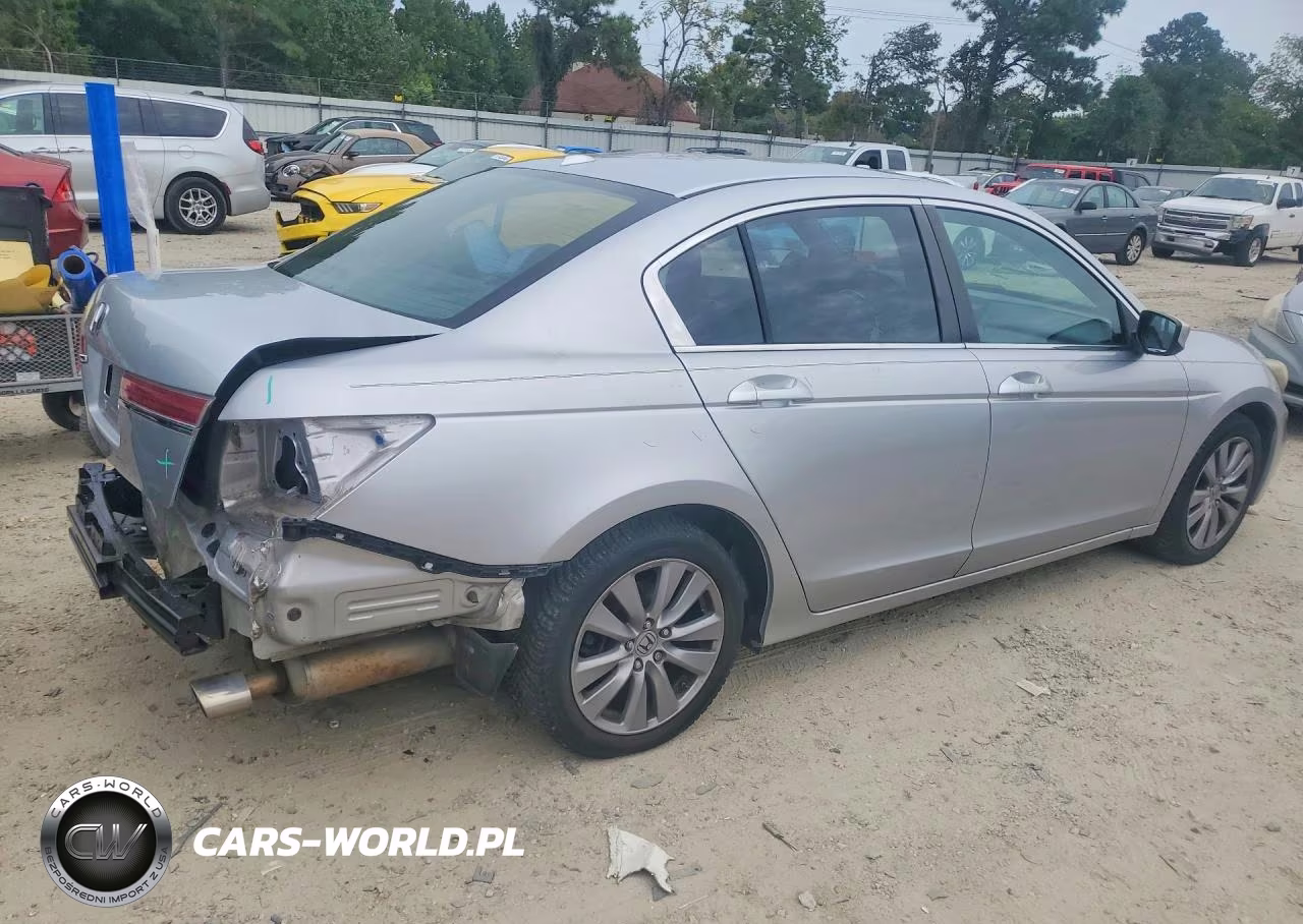 2011 Honda Accord Exl VIN:1HGCP2F89BA100436 - 3