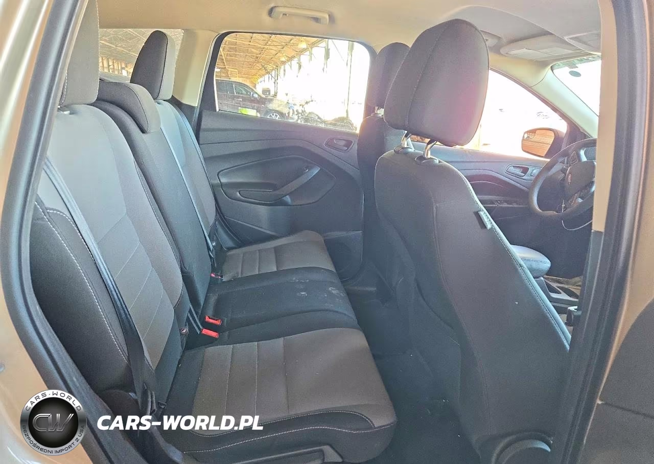 2017 Ford Escape S VIN:1FMCU0F74HUC61184 - 10