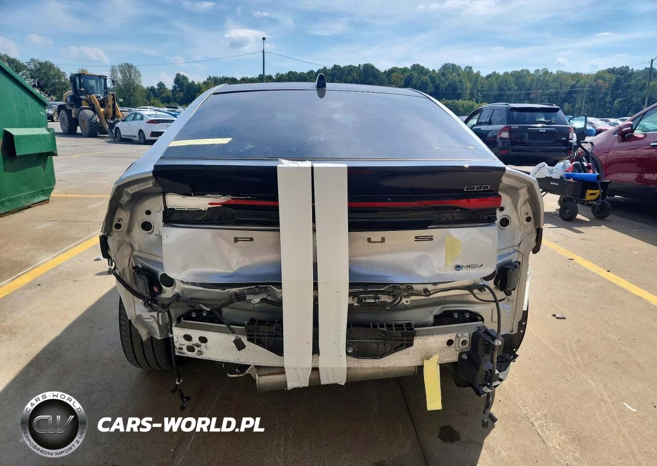 2024 Toyota Prius Limited VIN:JTDACAAU8R3028613 - 6