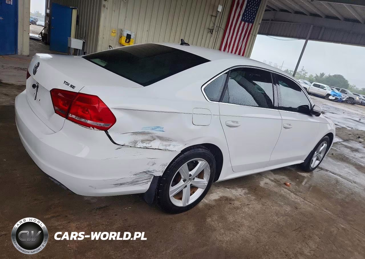 2013 Volkswagen Passat Se VIN:1VWBN7A38DC103339 - 3