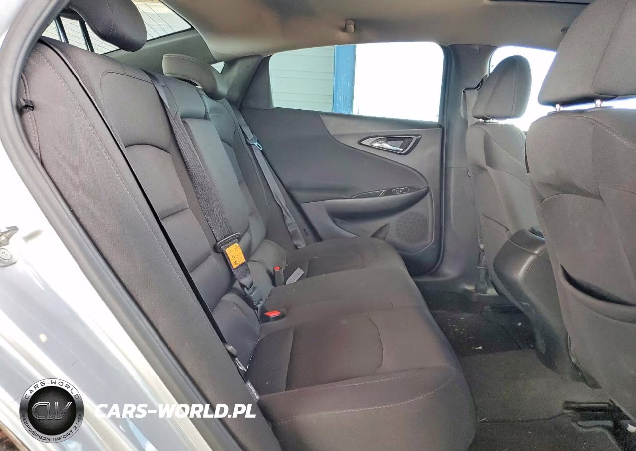2018 Chevrolet Malibu Ls VIN:1G1ZB5ST5JF178662 - 10