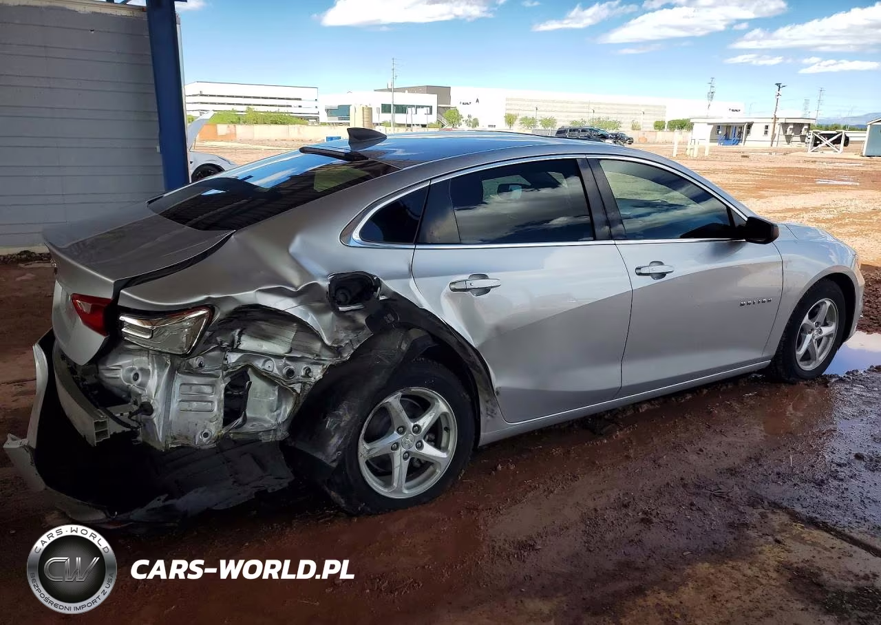 2018 Chevrolet Malibu Ls VIN:1G1ZB5ST5JF178662 - 3