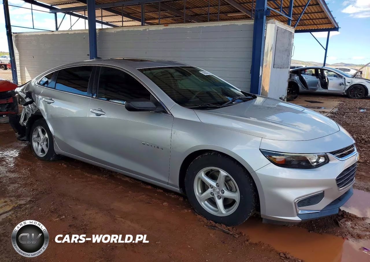 2018 Chevrolet Malibu Ls VIN:1G1ZB5ST5JF178662 - 4