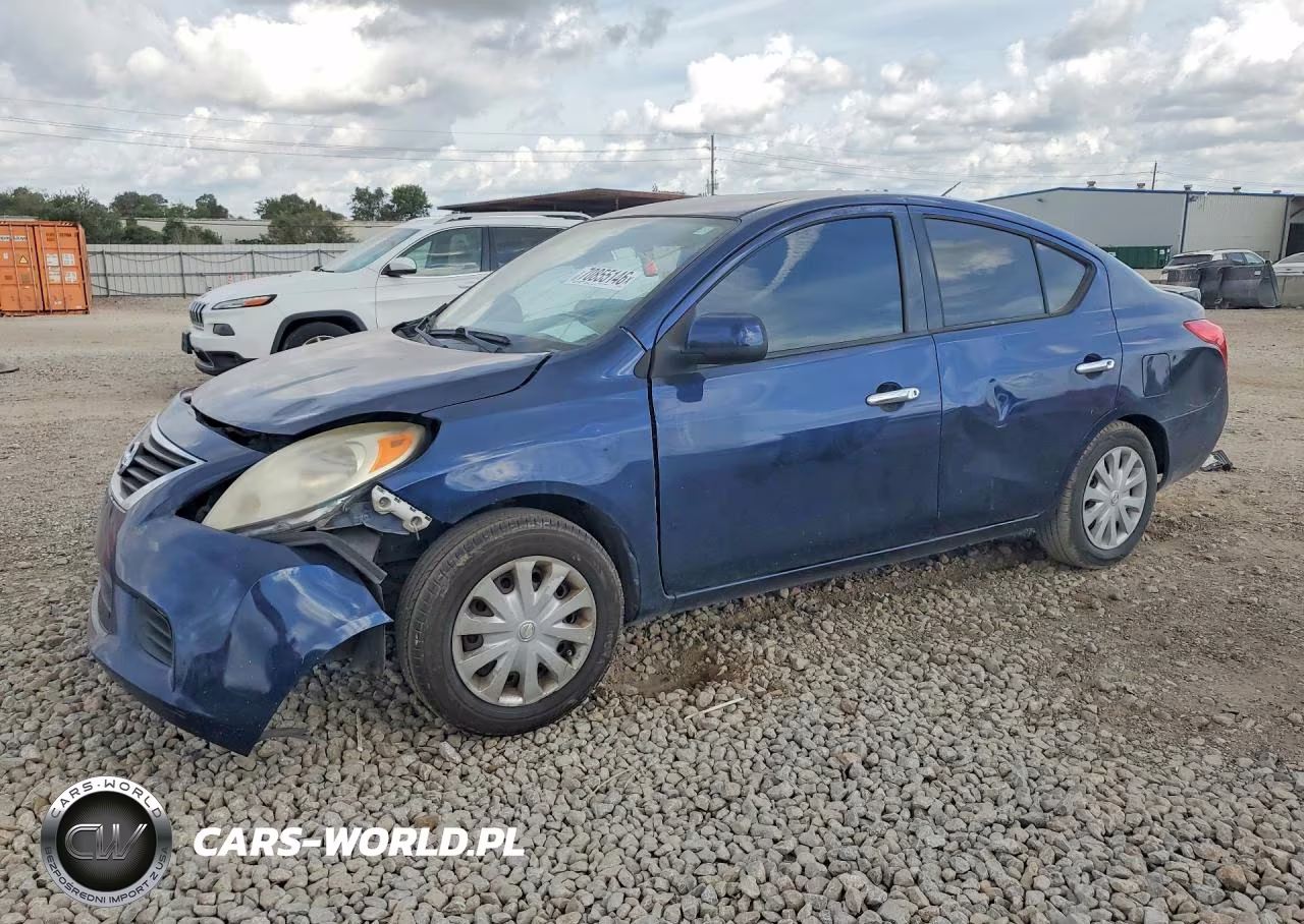 2014 Nissan Versa 1.6 Sv