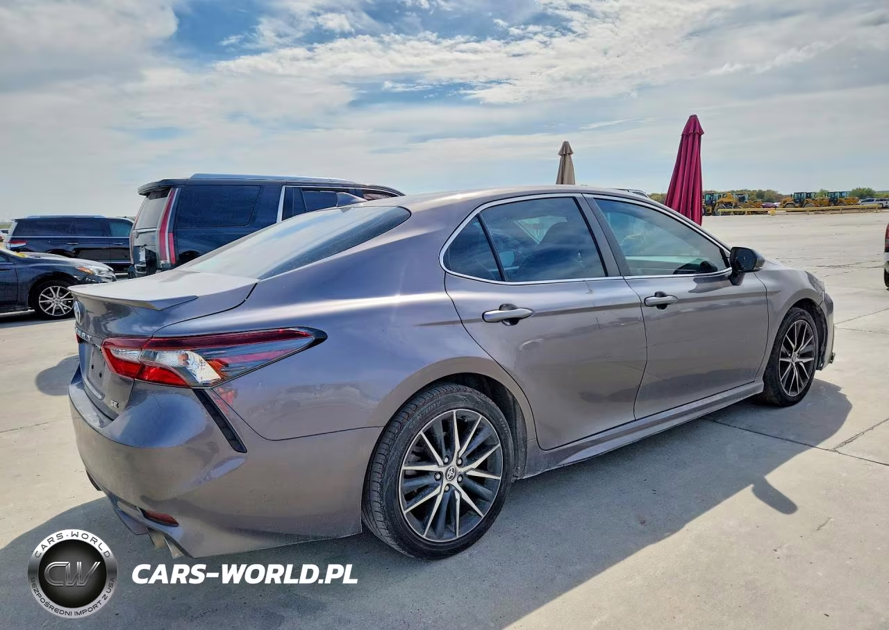 2022 Toyota Camry Se VIN:4T1G11AK2NU669335 - 3