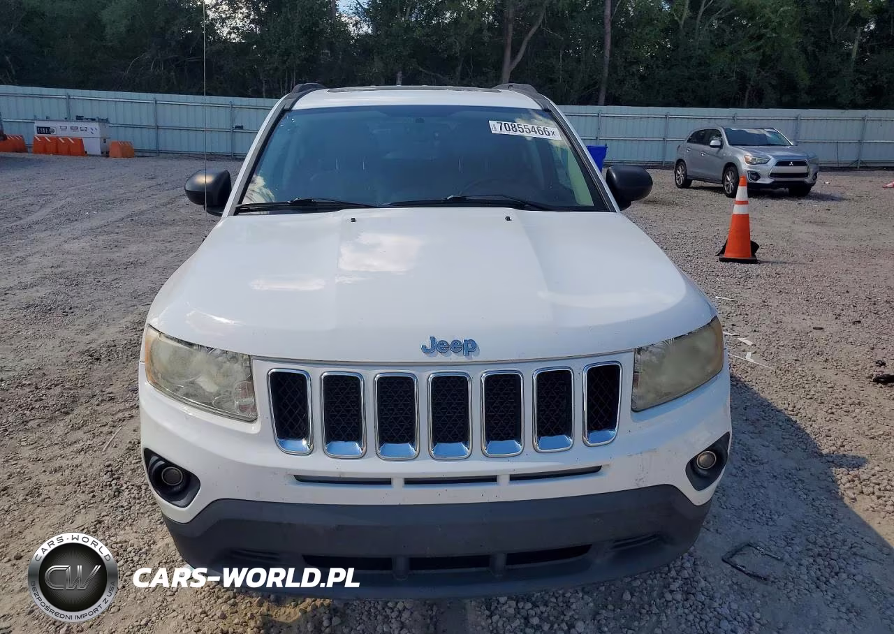 2022 Jeep Compass Limited VIN:1J4NF5FB3BD277869 - 5