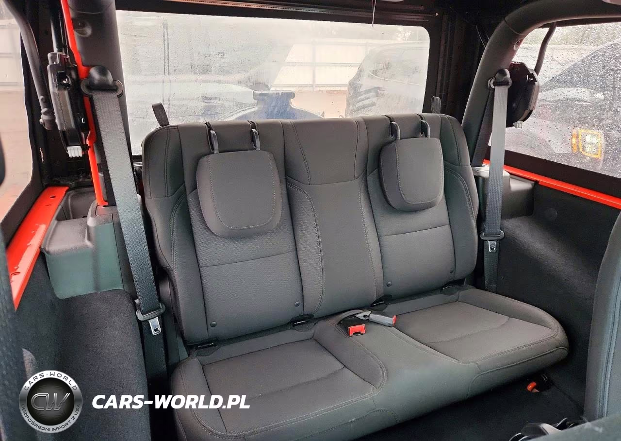 2018 Jeep Wrangler Sport VIN:1C4GJXAN8JW223951 - 10