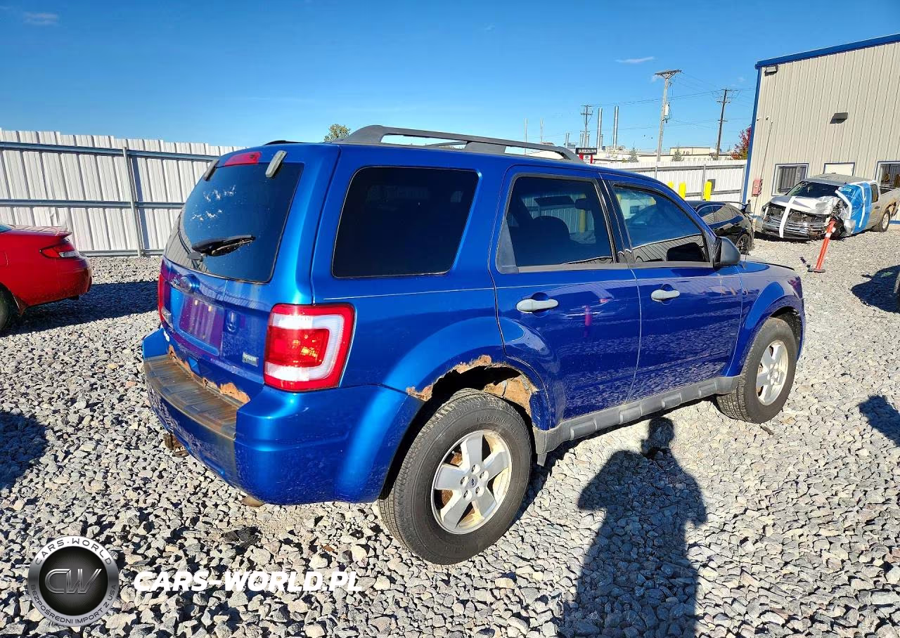 2012 Ford Escape Xlt VIN:1FMCU9DGXCKA27319 - 3
