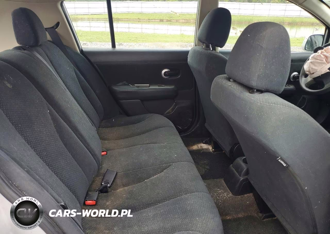 2011 Nissan Versa 1.8 S VIN:3N1BC1CP6BL418070 - 10