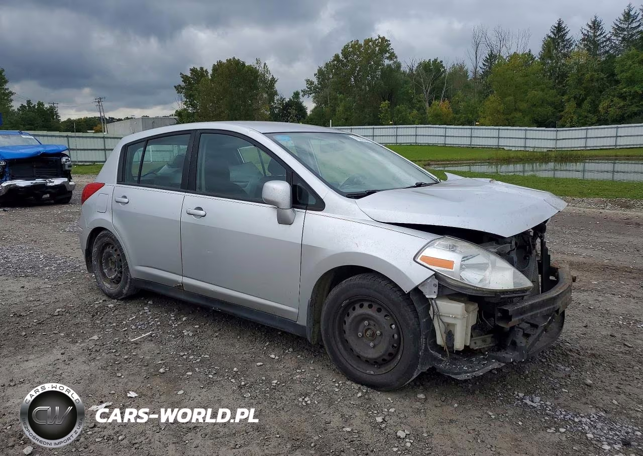 2011 Nissan Versa 1.8 S VIN:3N1BC1CP6BL418070 - 4