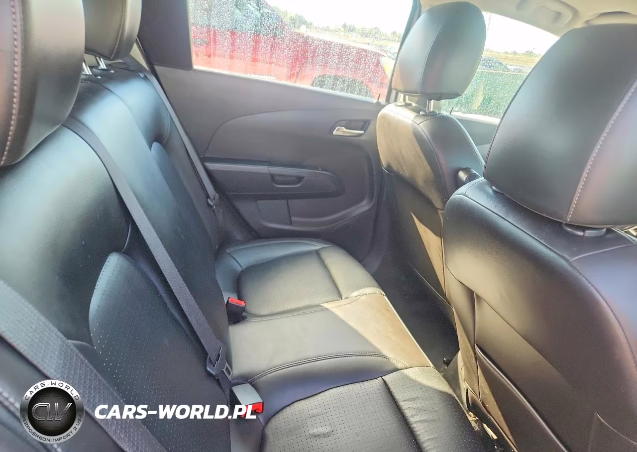 2016 Chevrolet Sonic Ltz VIN:1G1JE6SB0G4159653 - 10