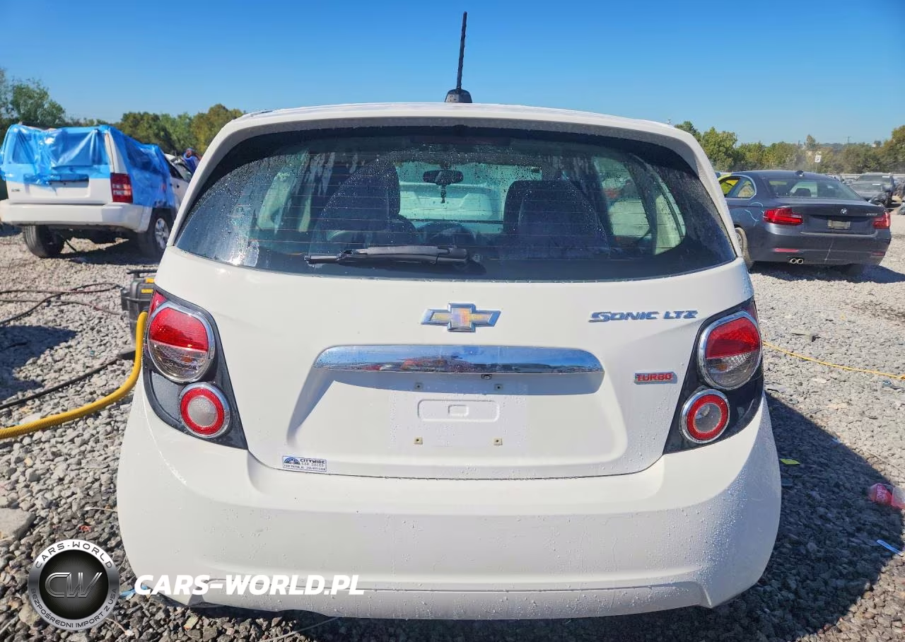 2016 Chevrolet Sonic Ltz VIN:1G1JE6SB0G4159653 - 6