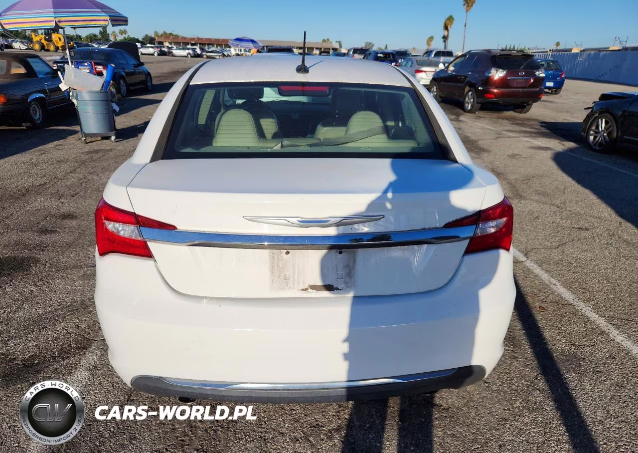 2013 Chrysler 200 Limited VIN:1C3CCBCG6DN679570 - 6