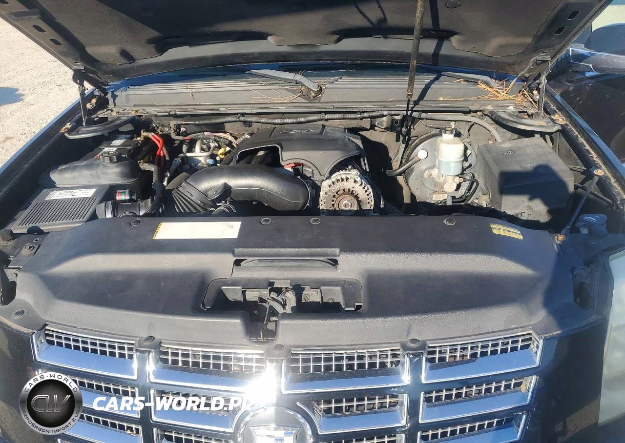 2007 Cadillac Escalade Luxury VIN:1GYFK63827R357947 - 11