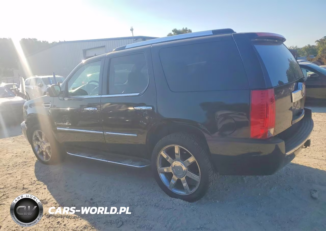 2007 Cadillac Escalade Luxury VIN:1GYFK63827R357947 - 2