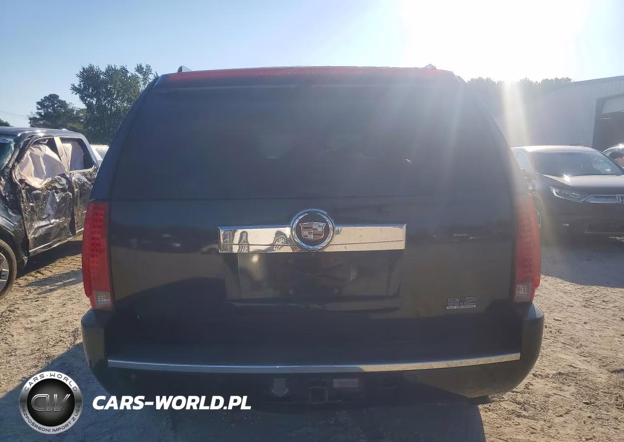 2007 Cadillac Escalade Luxury VIN:1GYFK63827R357947 - 6