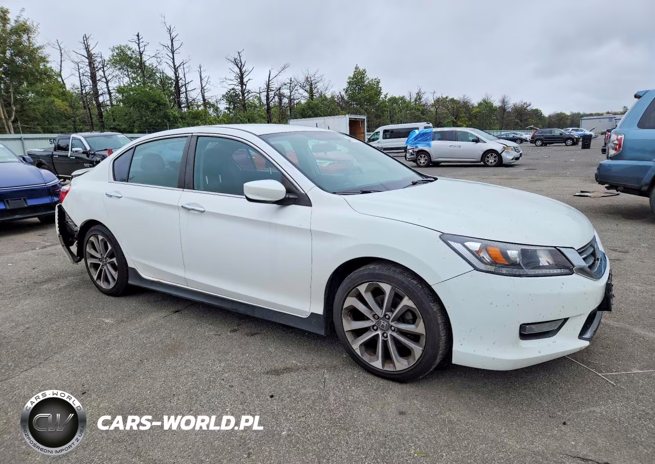 2015 Honda Accord Sport VIN:1HGCR2F58FA002357 - 4