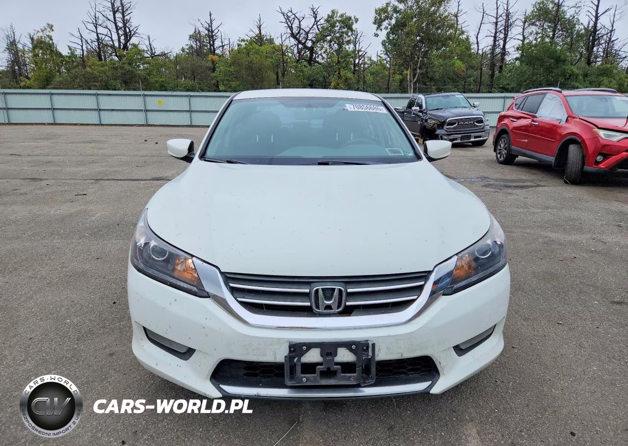 2015 Honda Accord Sport VIN:1HGCR2F58FA002357 - 5