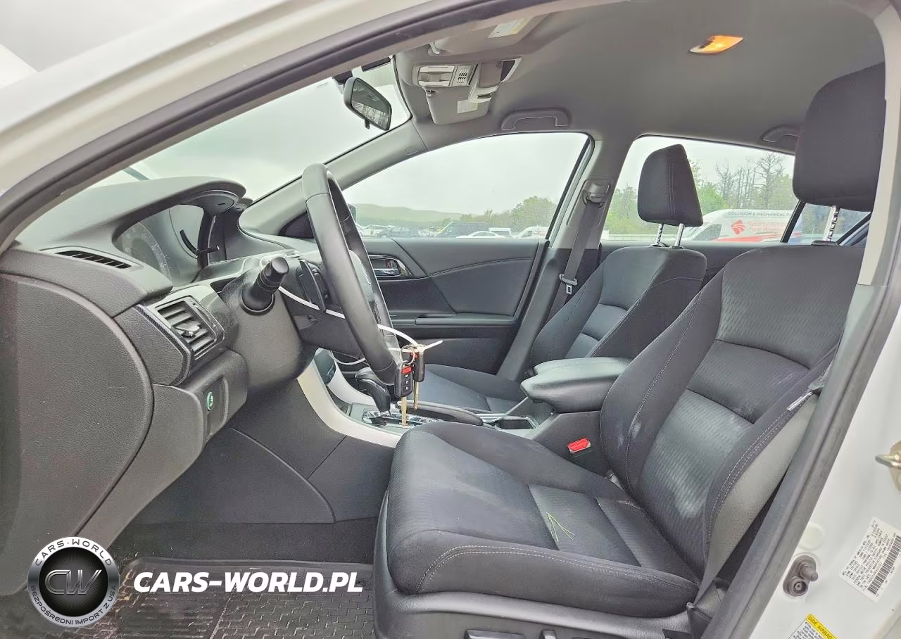 2015 Honda Accord Sport VIN:1HGCR2F58FA002357 - 7