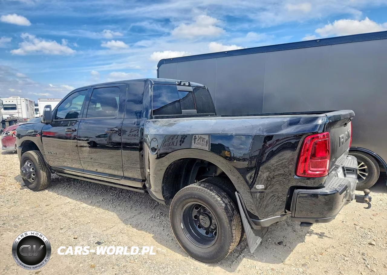 2026 Ram 3500 Laramie VIN:3C63RRML8TG342752 - 2