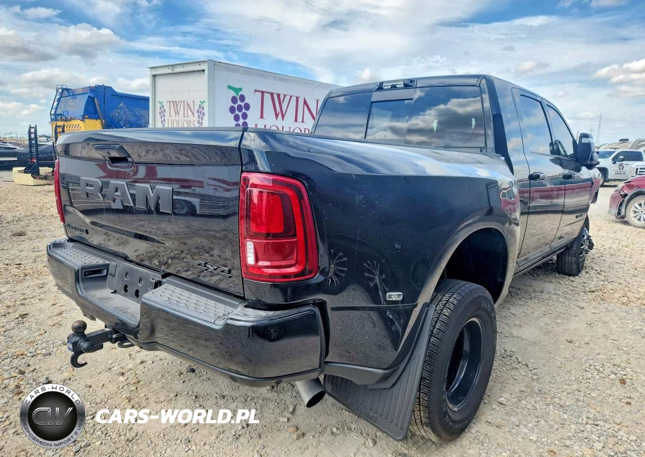 2026 Ram 3500 Laramie VIN:3C63RRML8TG342752 - 3