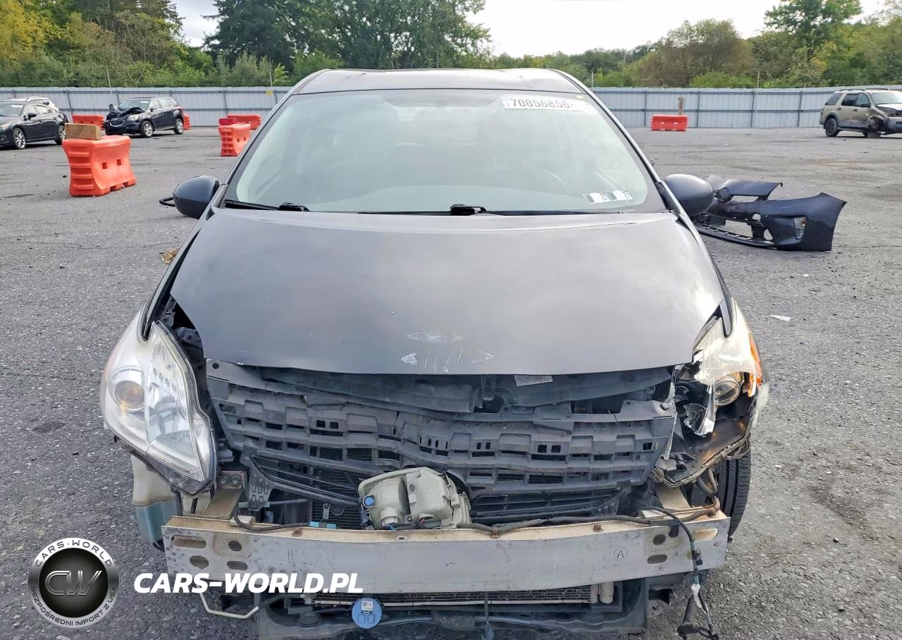 2015 Toyota Prius Two VIN:JTDKN3DU4F0434486 - 5