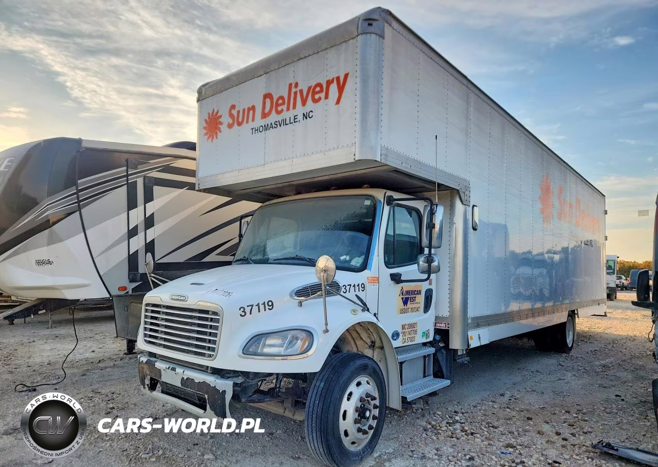 2018 Freightliner Business Class M2 Box Truck
