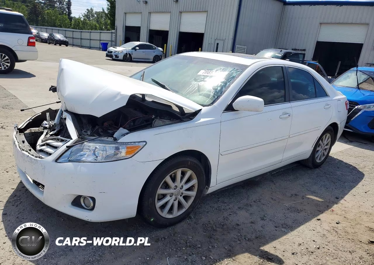 2010 Toyota Camry Xle – zdjęcie 1 z 12