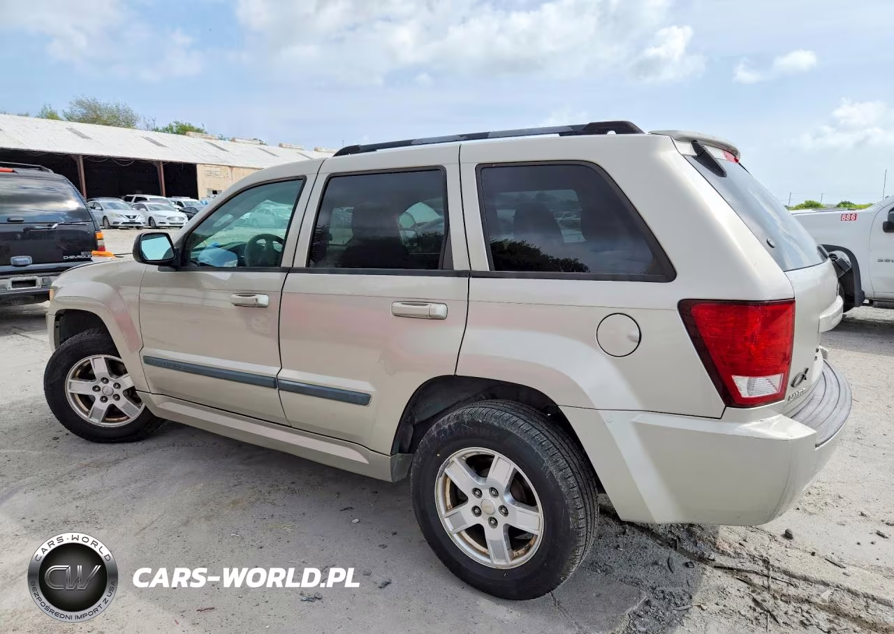 2007 Jeep Grand Cherokee Laredo VIN:1J8HS48PX7C552533 - 2