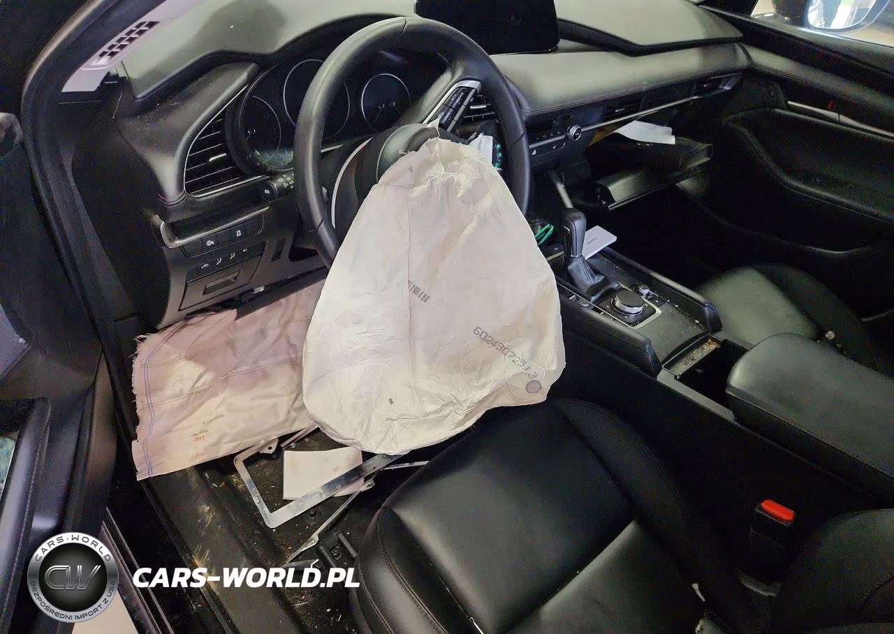 2026 Mazda 3 Preferred VIN:JM1BPACL9T1866522 - 8