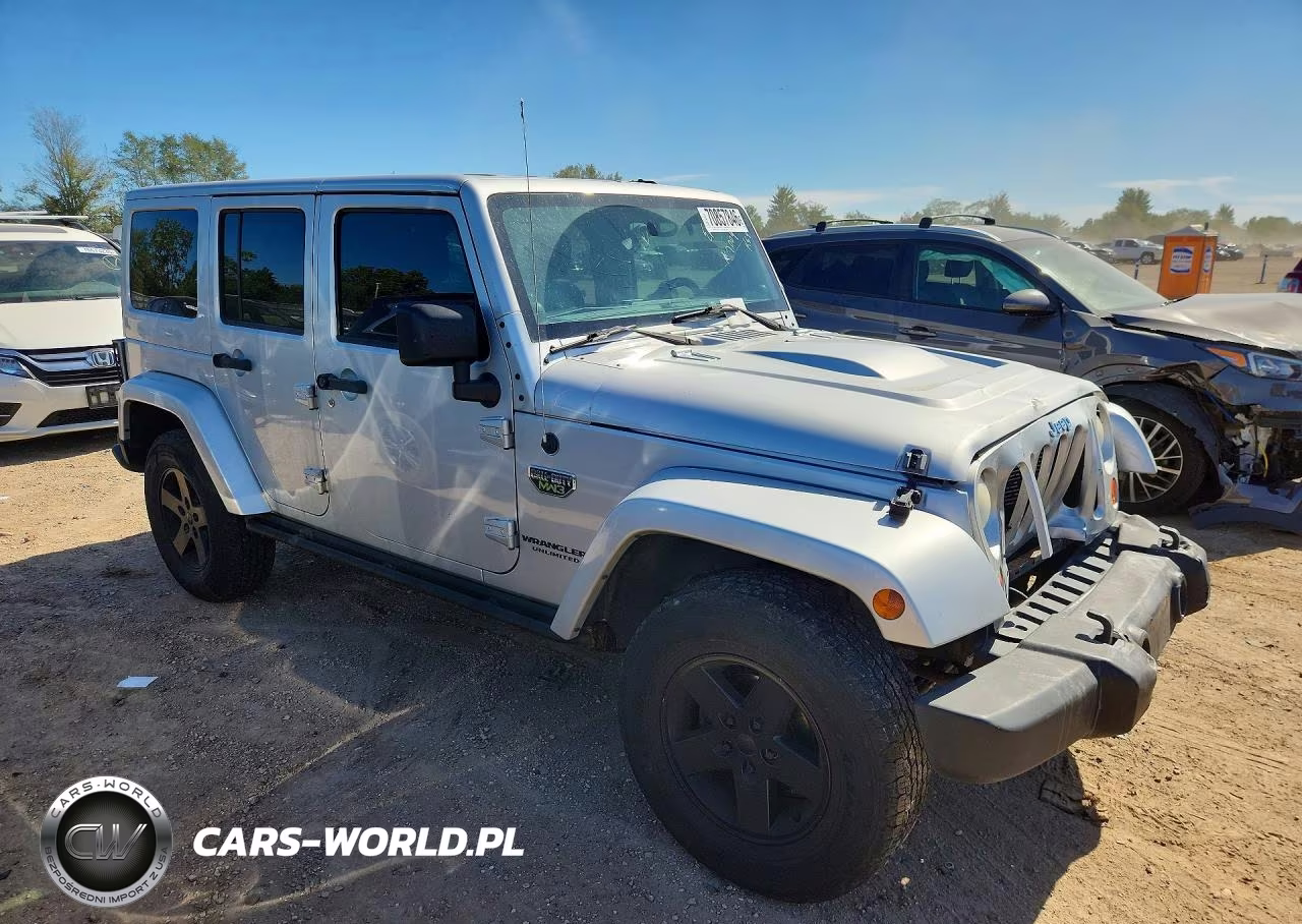 2012 Jeep Wrangler Unlimited Rubicon VIN:1C4HJWFG2CL196419 - 4