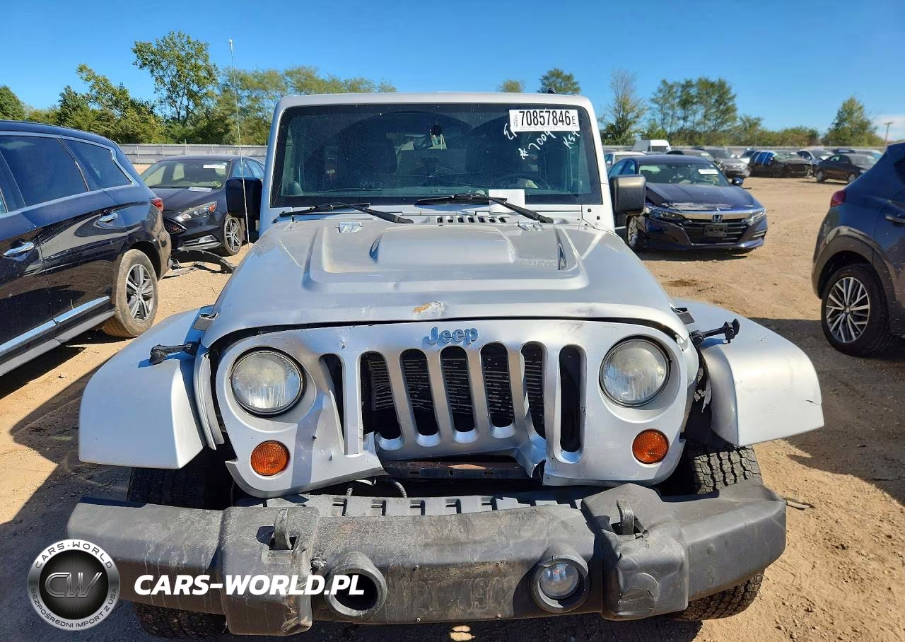 2012 Jeep Wrangler Unlimited Rubicon VIN:1C4HJWFG2CL196419 - 5