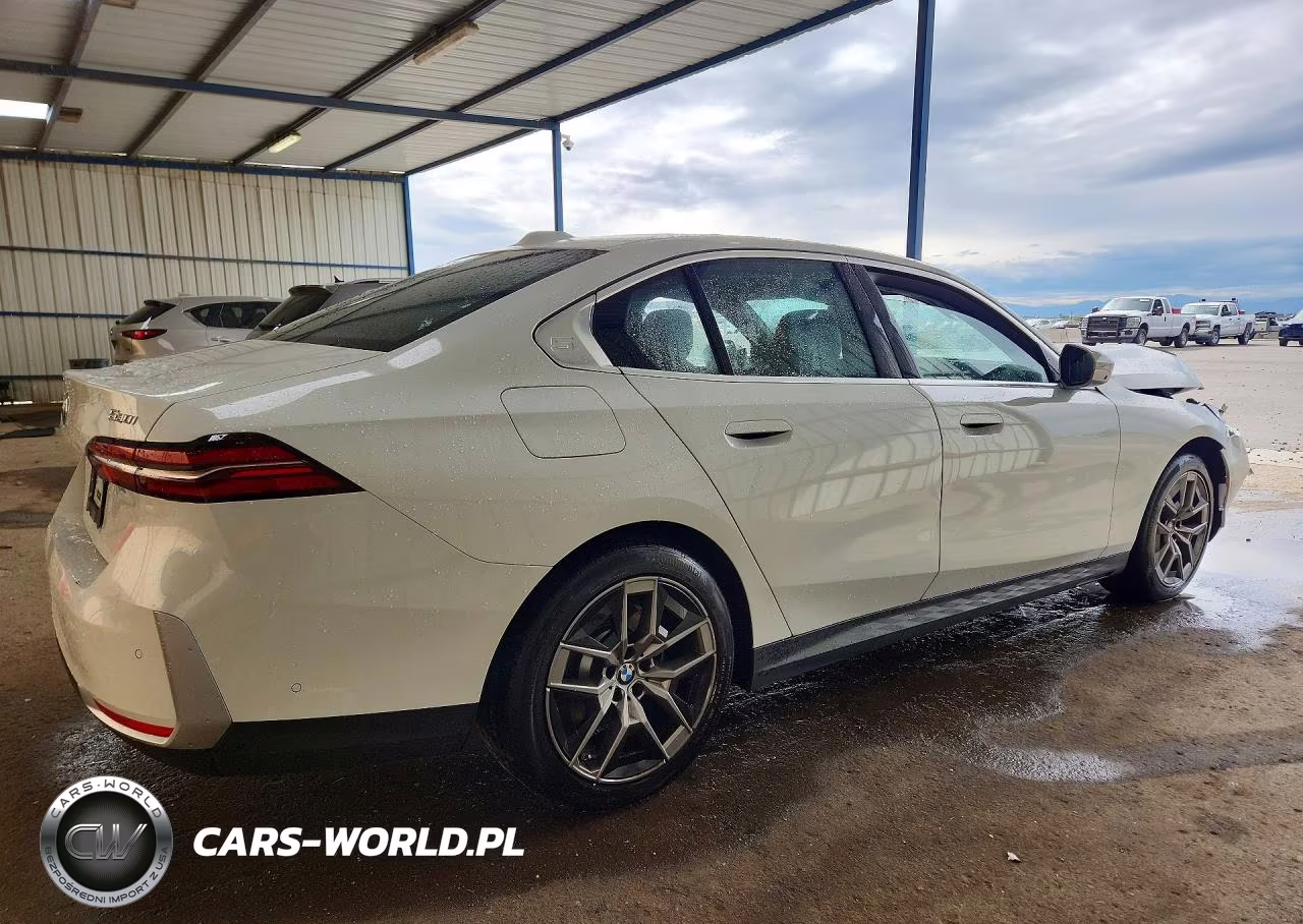 2027 BMW 530 I VIN:WBA43FJ00VCY22892 - 3
