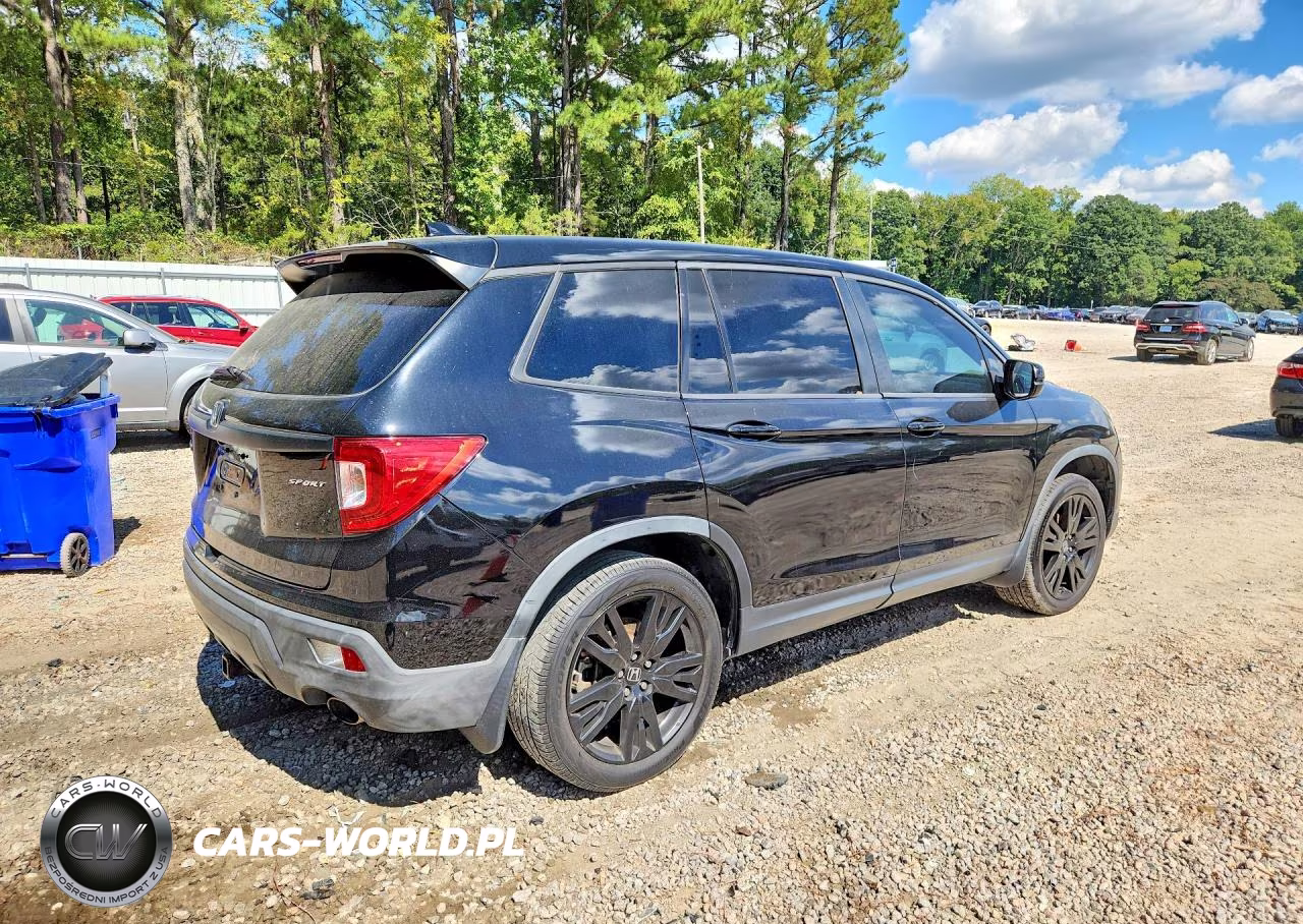 2019 Honda Passport Sport VIN:5FNYF7H24KB004671 - 3