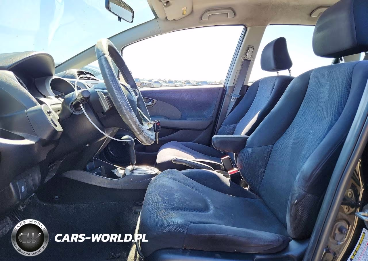 2011 Honda Fit Sport VIN:JHMGE8H55BC012711 - 7